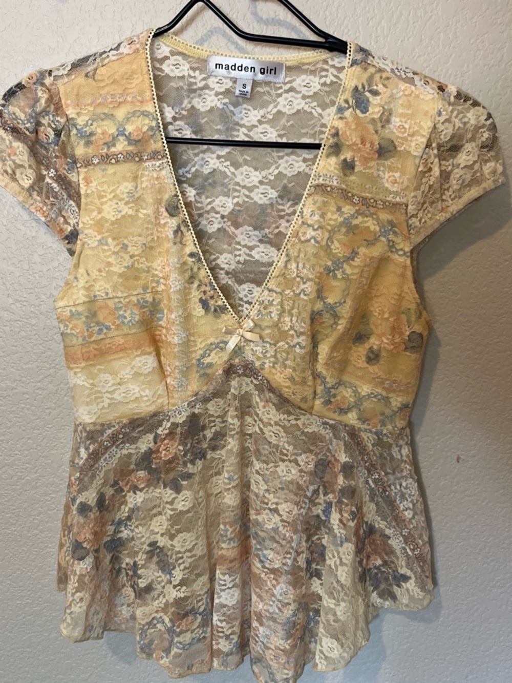 Madden Girl Floral Blouse